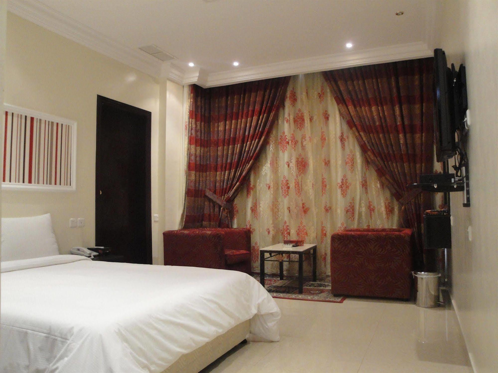 มารีนา รอยัล โฮเต็ล สวีท Aparthotel Kuwait City ภายนอก รูปภาพ